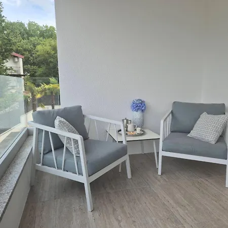 Luxury Jakov דירה